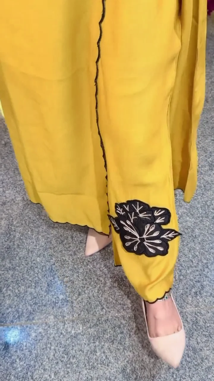 Designer Suit With Beautiful Work - Image 3