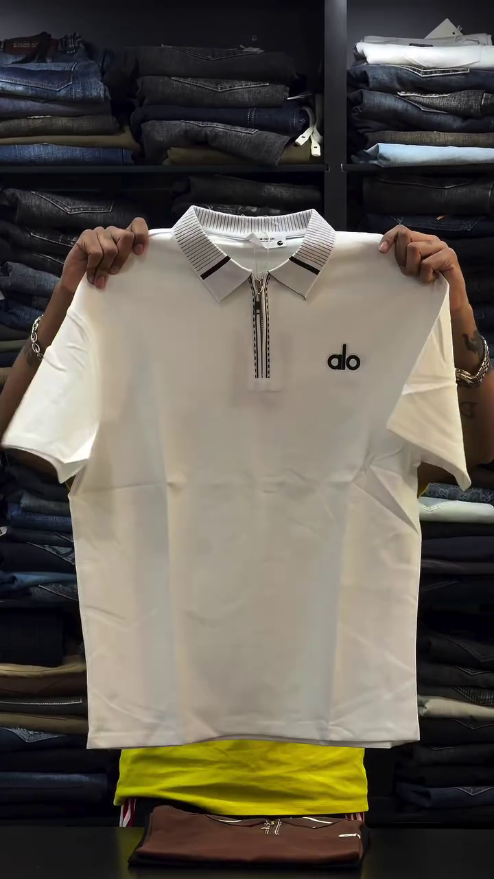 Men Black Short-Sleeves Collar Contrast Jacquard KL Polo - Image 5