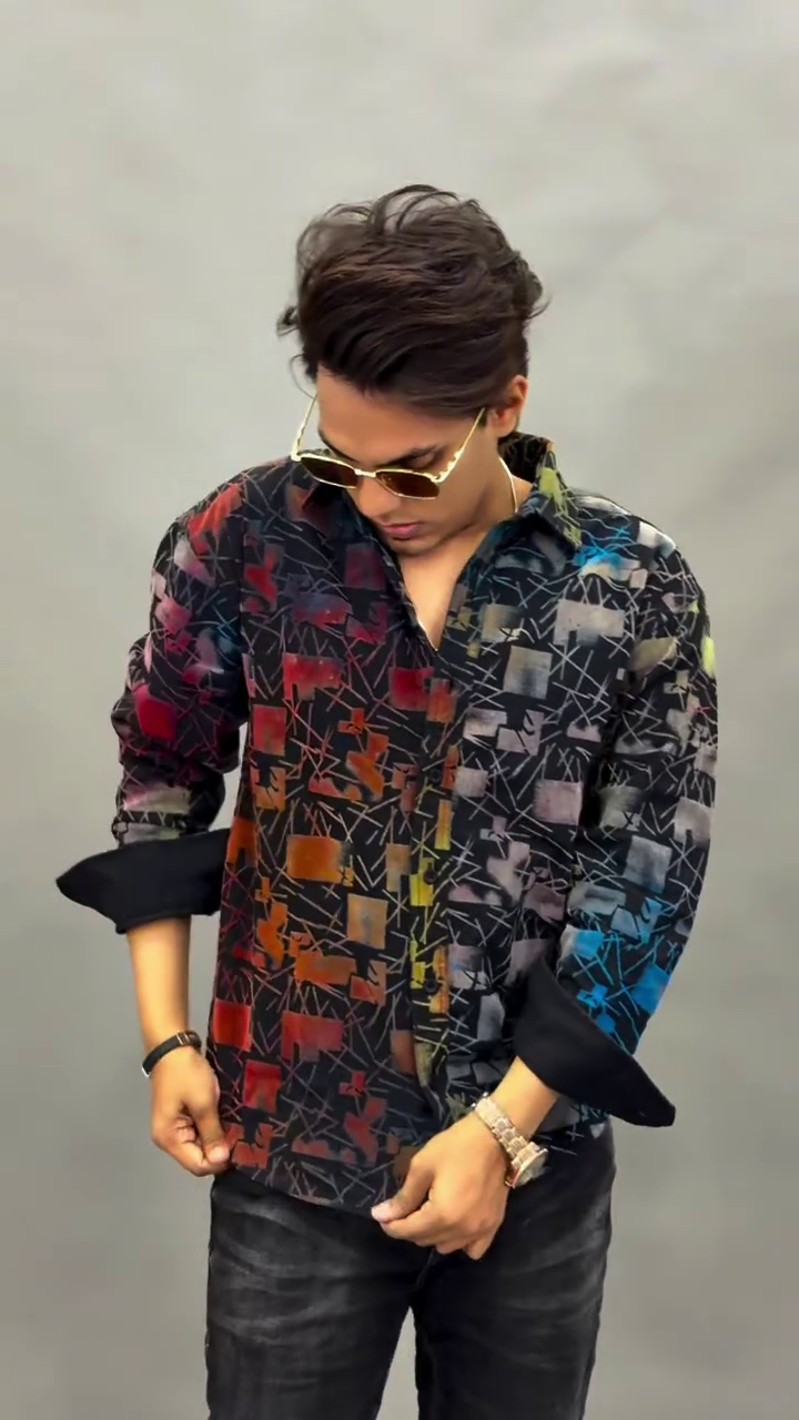 Men Slim Fit Opaque Printed Casual Shirt - Image 9