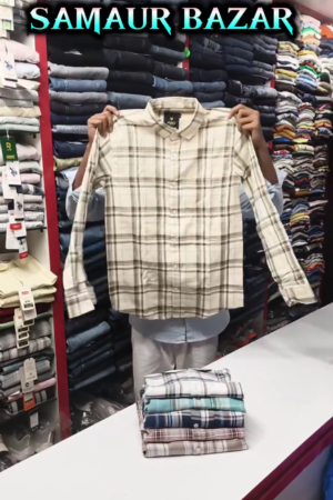 Men Relaxed Fit Spread Collar Checked Cotton Casual Shirt