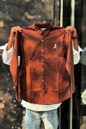 Men Manhattan Fit Spread Collar Solid Cotton Casual Shirt
