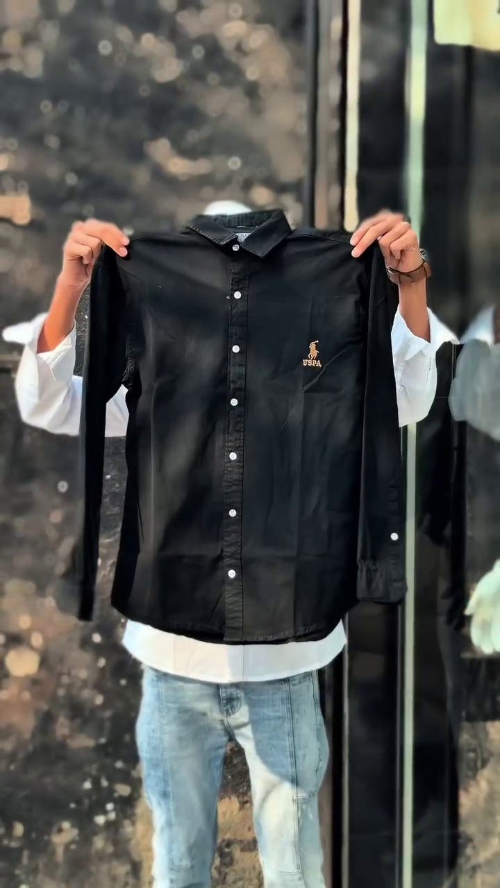 Men Manhattan Fit Spread Collar Solid Cotton Casual Shirt - Image 5