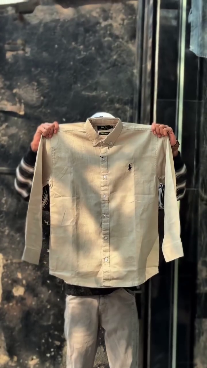 Men Slim Fit Solid Button-Down Collar Linen Casual Shirt