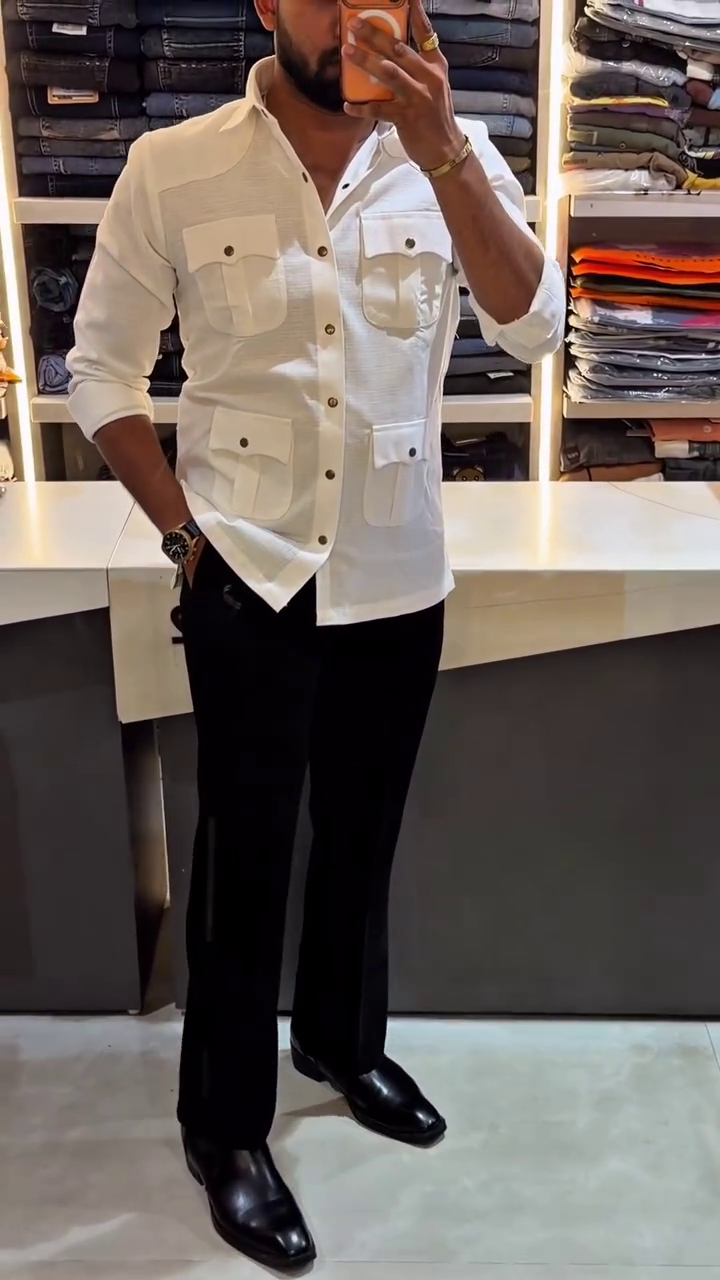 Men Comfort Fit Solid Spread Collar Casual Shirt - Image 3